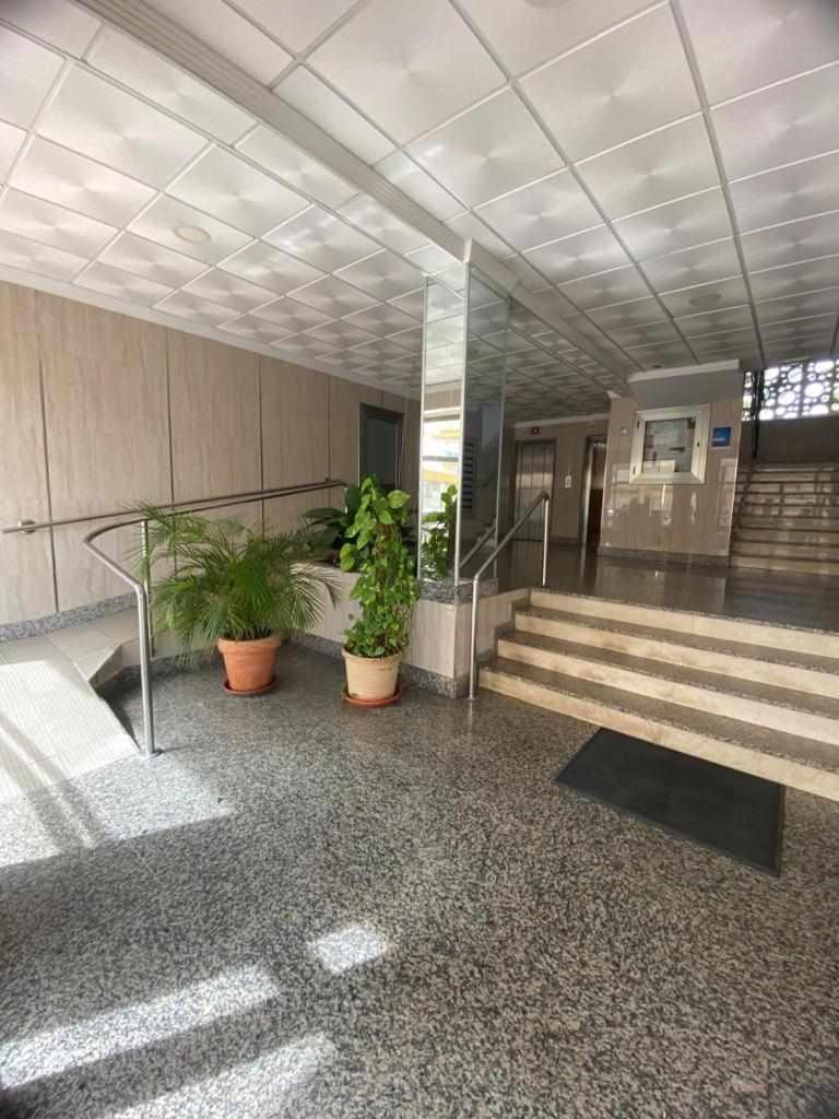Hoja Cala Apartment Алгаробо-Коста Екстериор снимка